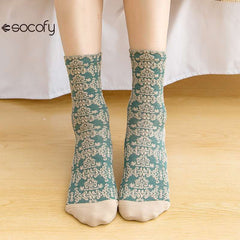 Socofy Vicconfy Vintage Cubic Embossed Socks Floral Mid-Calf Women's Socks