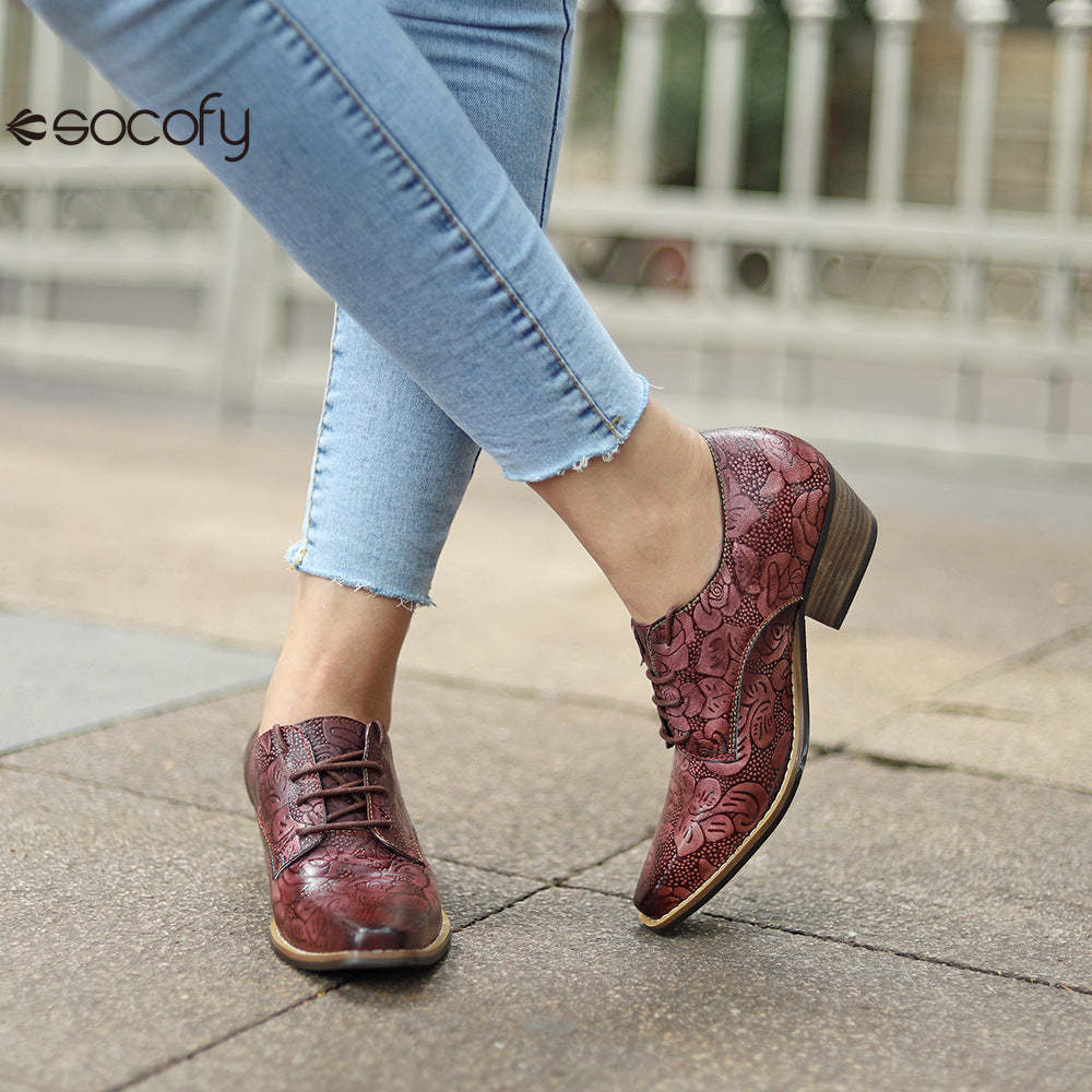 Socofy leather retro British style dark flower texture women's thick heel flat shoes