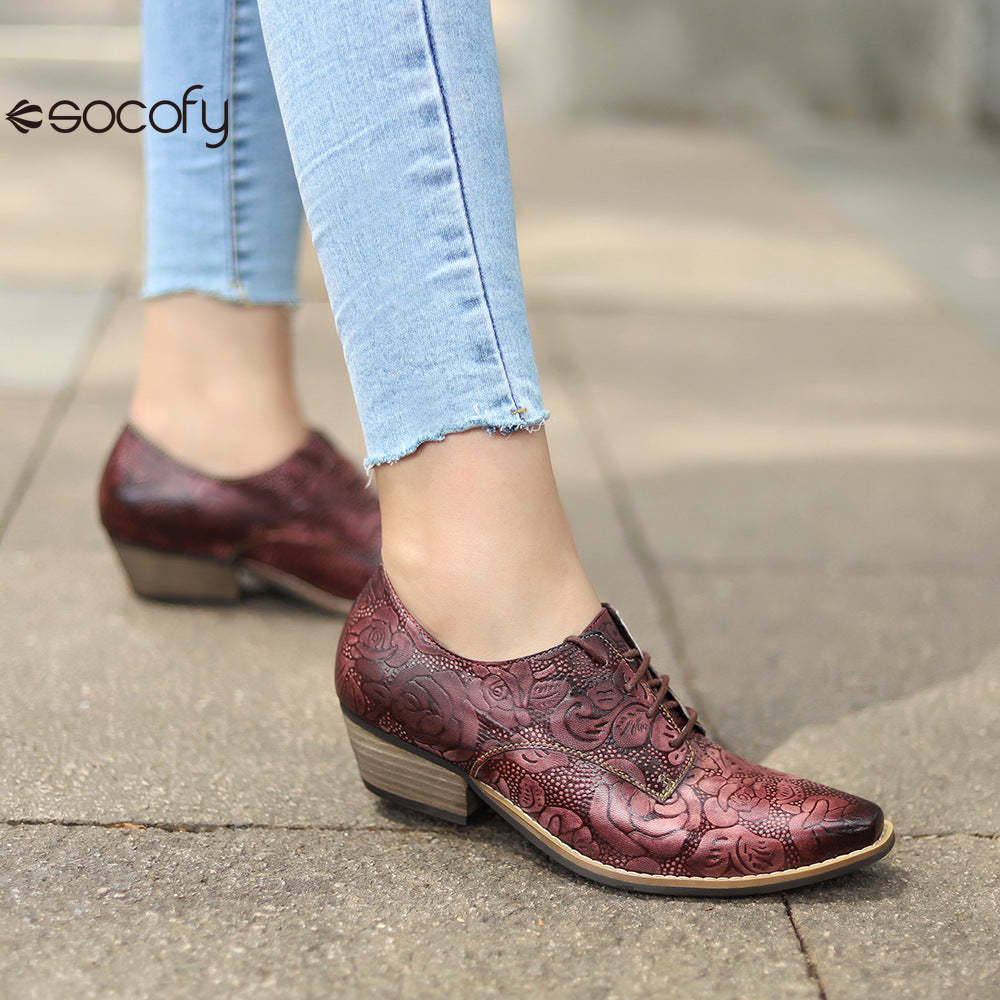 Socofy leather retro British style dark flower texture women's thick heel flat shoes